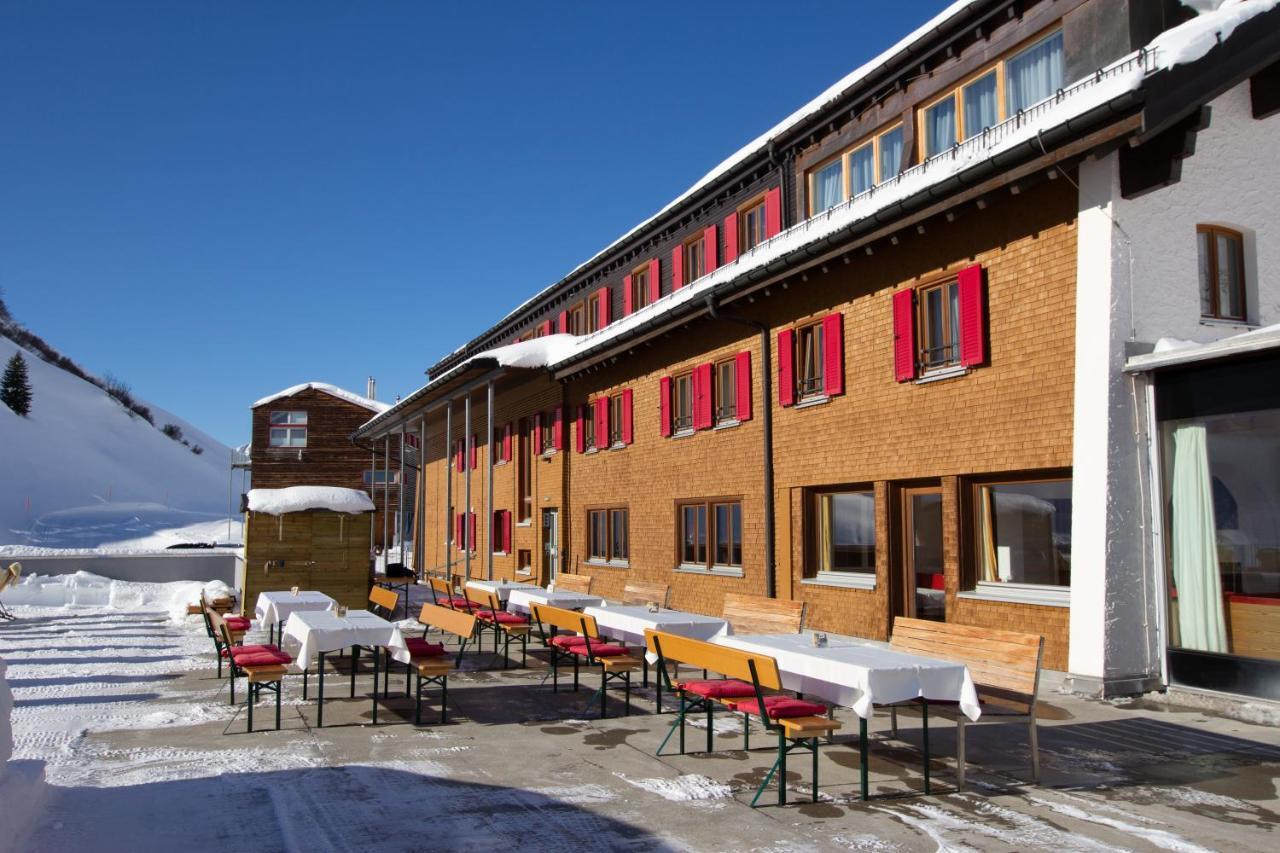 Hotel Adler Warth  Exterior photo